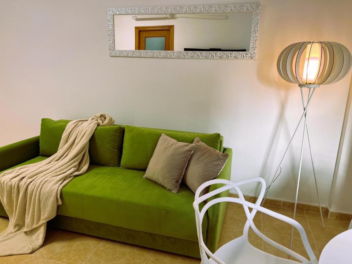 Holiday Suite Fragata Torrevieja Dış mekan fotoğraf