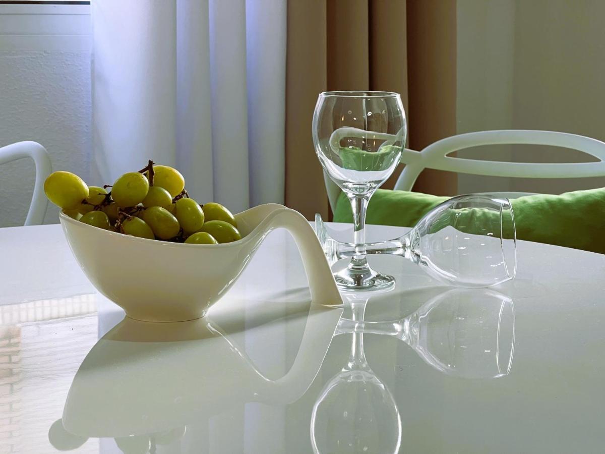 Holiday Suite Fragata Torrevieja Dış mekan fotoğraf