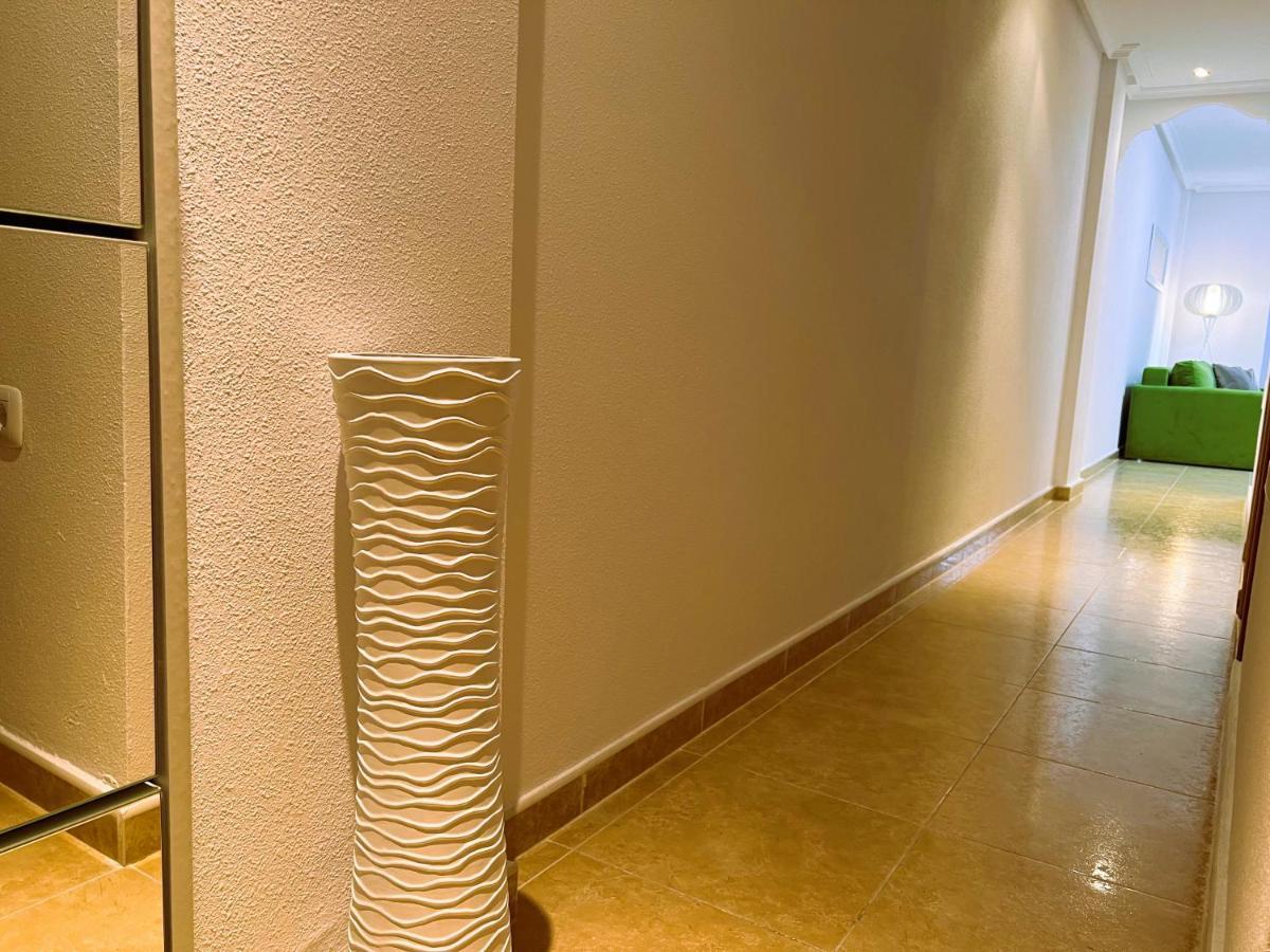 Holiday Suite Fragata Torrevieja Dış mekan fotoğraf