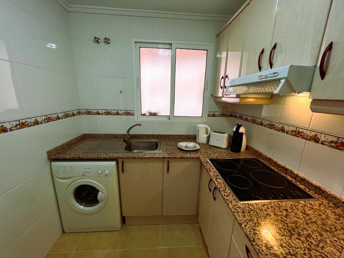Holiday Suite Fragata Torrevieja Dış mekan fotoğraf